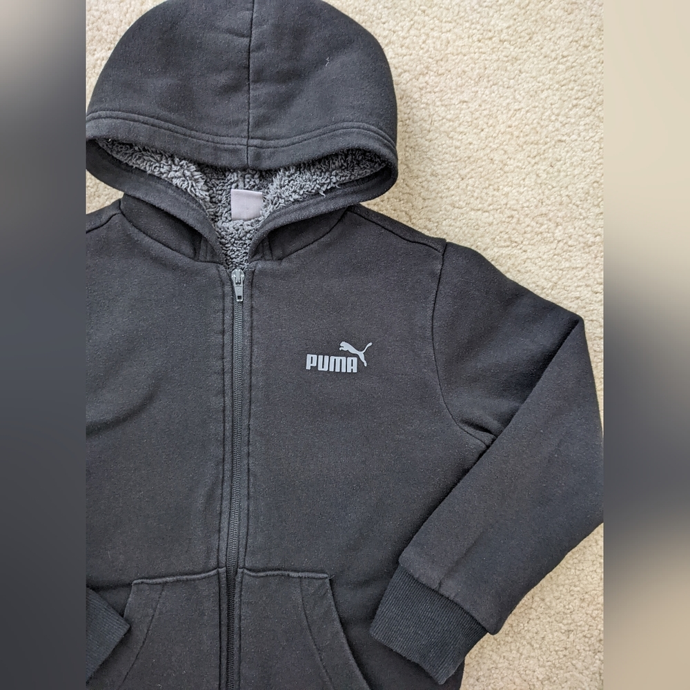 Boys Sherpa Lined Puma Zip Up Hoodie (Size S/7/8)
